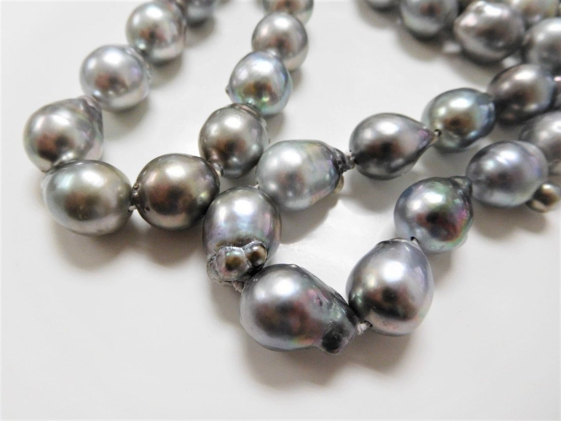 Baroque Tahitian Pearl necklace | Tahitian pearl necklace, Tahitian pearls, Pearl  necklace