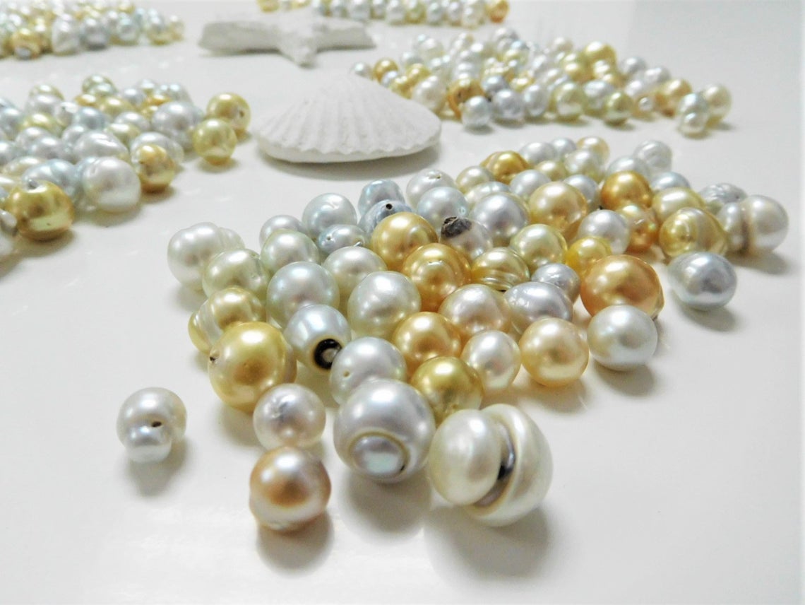 Golden South Sea Pearls 9-12 mm 22 pcs wholesale Lot