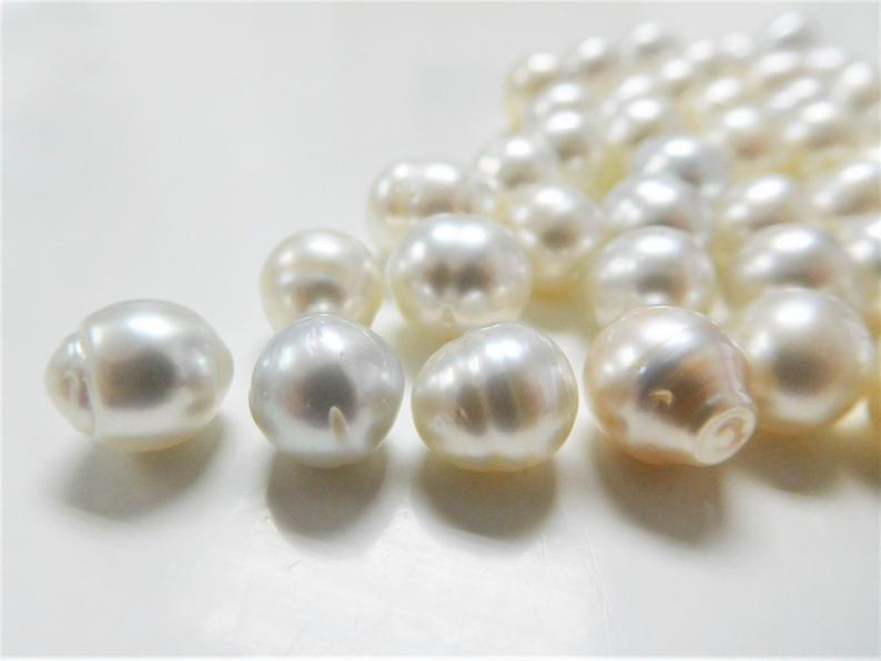 BEAUTIFUL 8-9 MM SOUTH SEA BAROQUE WHITE PEARL 18KGP NECKLACE 18" 